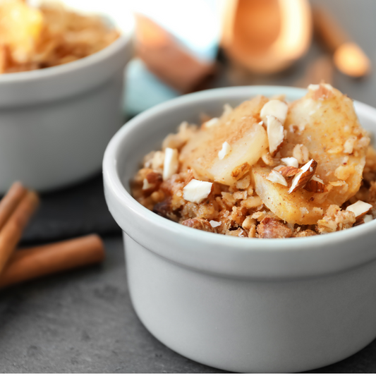 Superfood and berries Magic Mind overnight oats apple